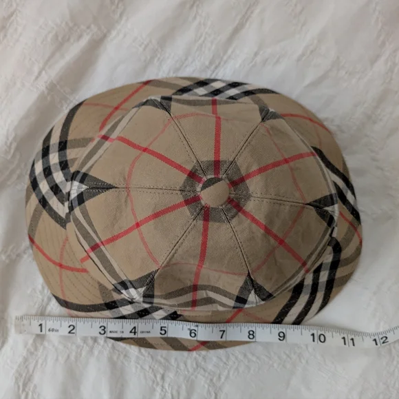 Burberry Vintage Bucket Hat | M - Picture 7 of 7